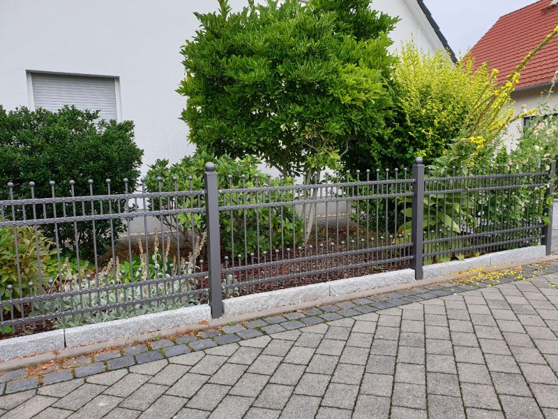 Aluminum Fence Construction in Grand Rapids, MI